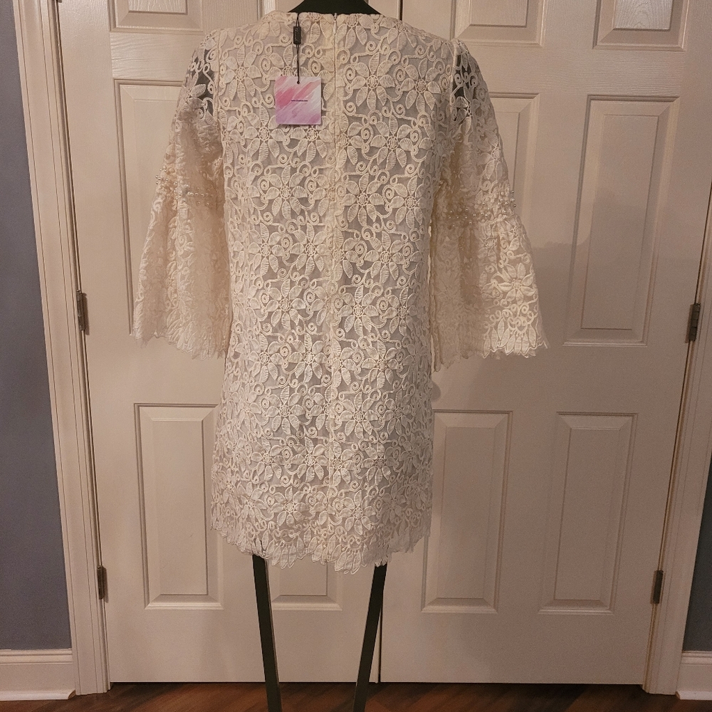 Dress - Picture 3 of 3